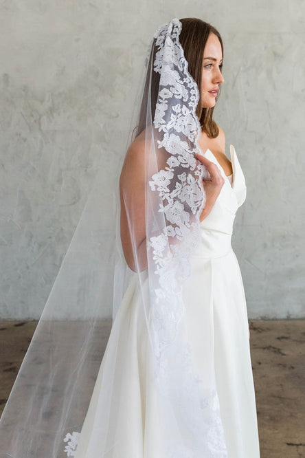 ZABEL CATHEDRAL VEIL - LACE EDGING