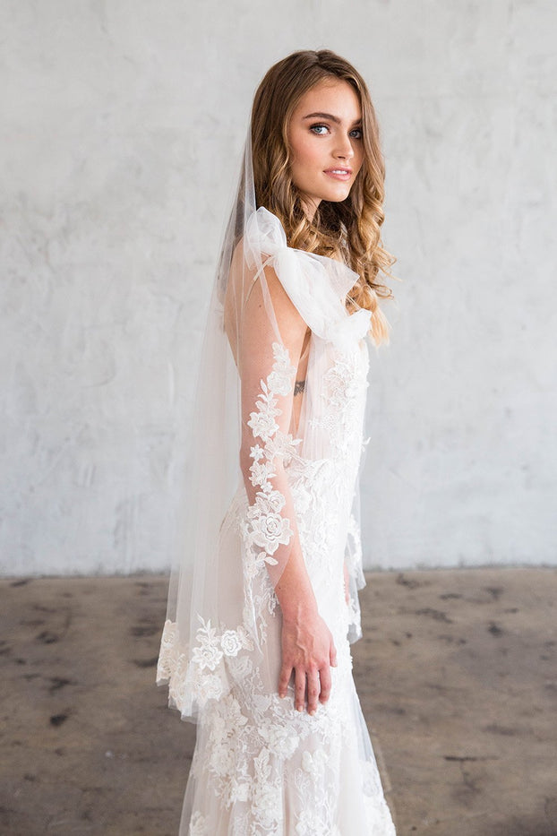 Fingertip lace veil sale